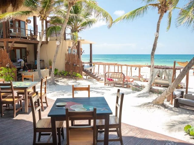 La Zebra Beach Restaurant & Bar